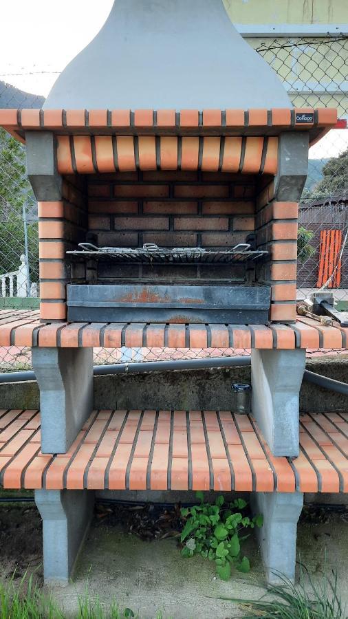 Chalet Con Piscina Y Bbq Para 10 Personas Сан-Мартін-де-Вальдейґлесьяс Екстер'єр фото